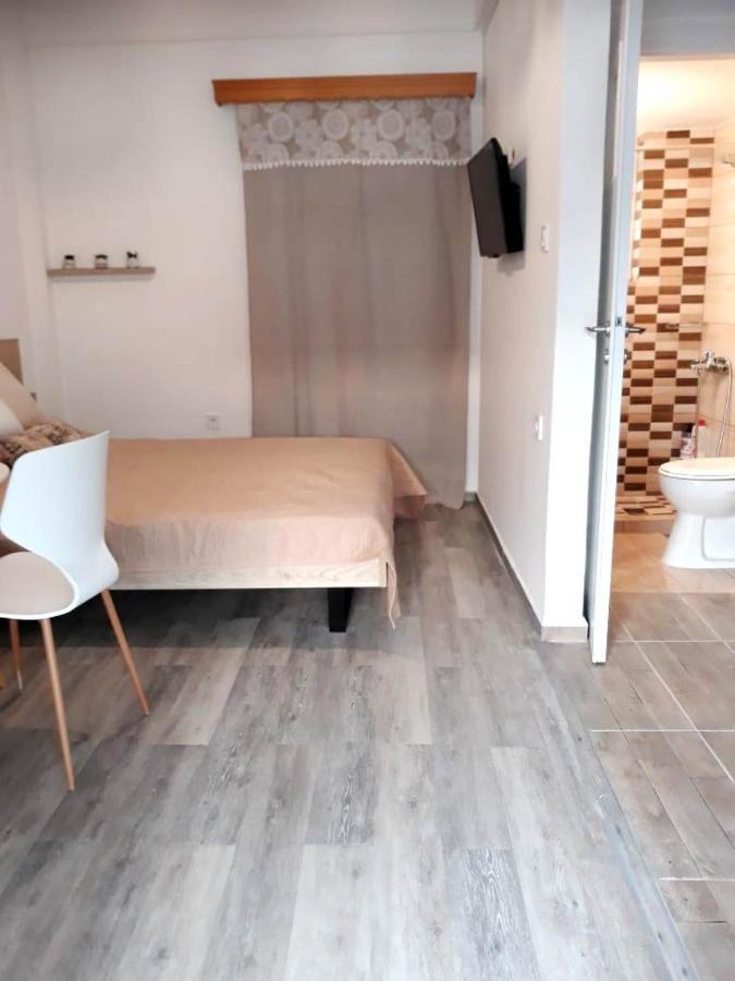 Fully Renovated Small & Cosy Studio Athens Ngoại thất bức ảnh
