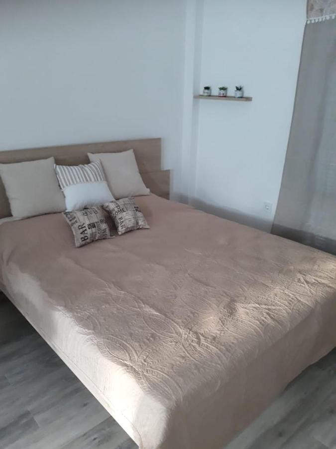Fully Renovated Small & Cosy Studio Athens Ngoại thất bức ảnh
